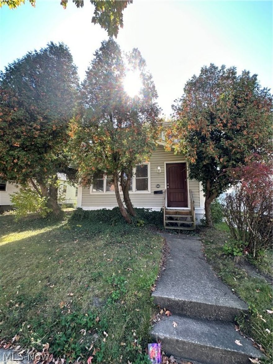 Completely updated and remodeled 3 bedroom 1 bath home ready for you to move in!