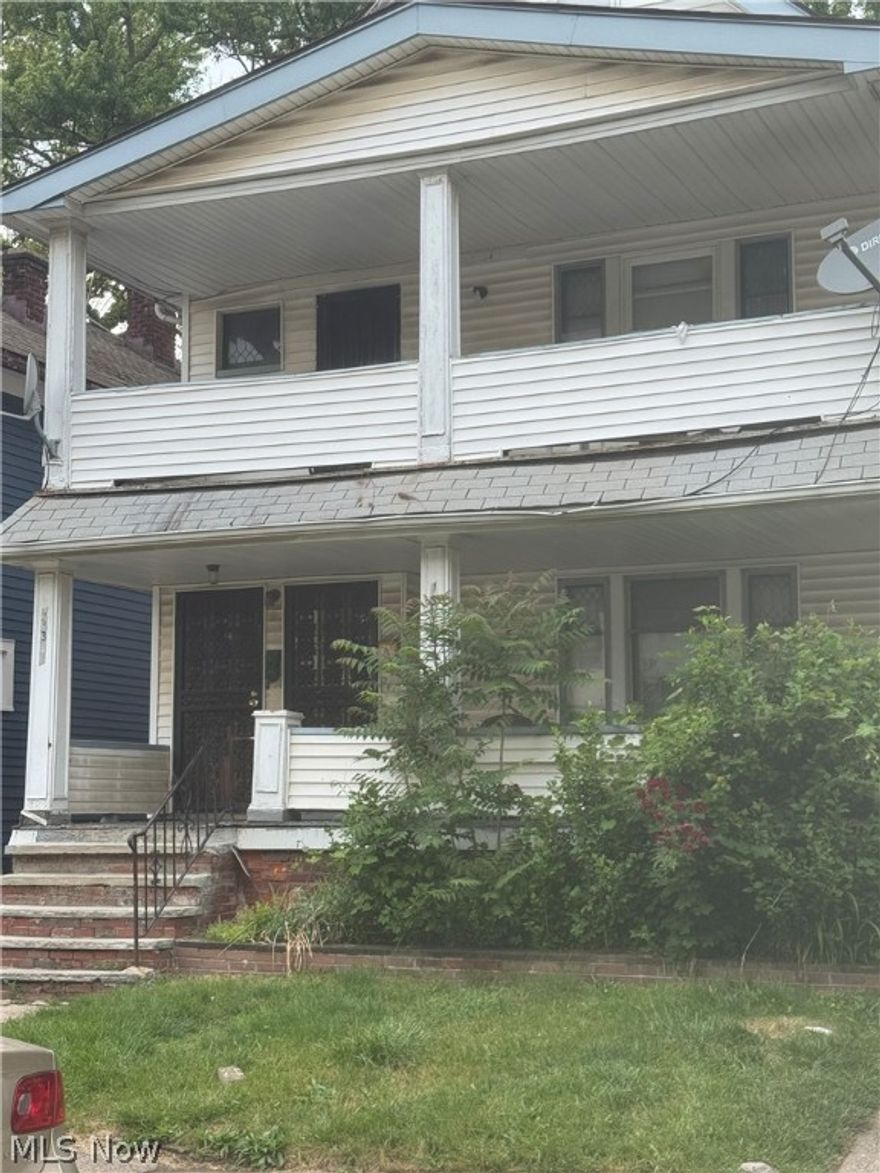 Welcome to 13313 Milan Ave, multifamily home with long-term owners, offering a prime addition to your investment portfolio. This property presents excellent potential for rental income or future renovation projects. Being sold "as is," seize the chance to capitalize on this fantastic opportunity. POS in order. Schedule your showing today!