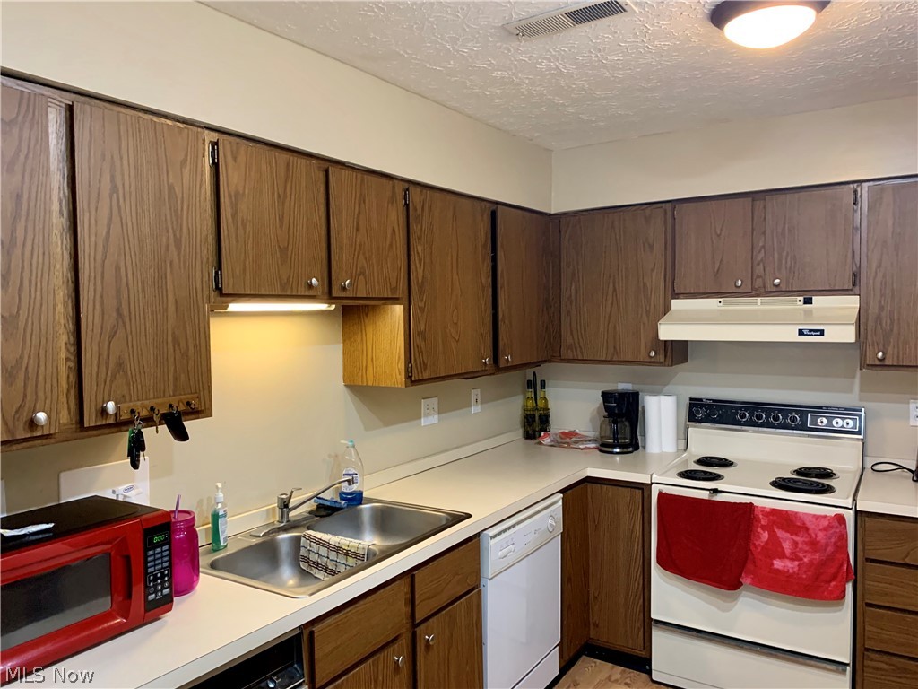 Cherry Ridge Condo - Residential