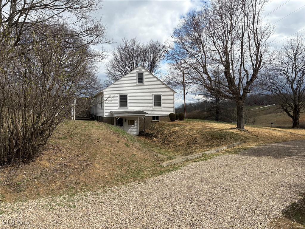 9801 Clay Pike, Byesville, Ohio image 4
