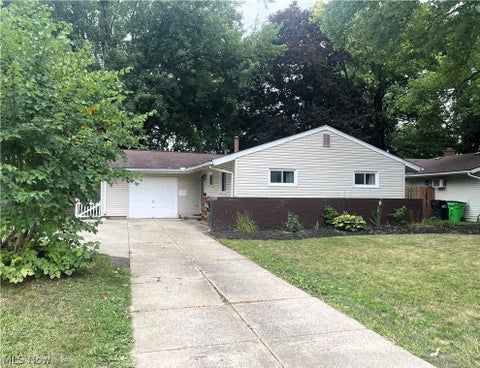 Photo for 498 Abbyshire Drive