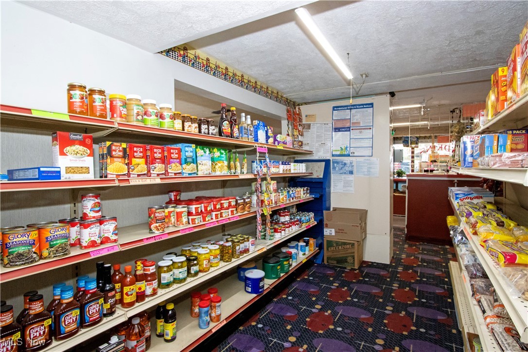 North Ashland - Commercial Sale