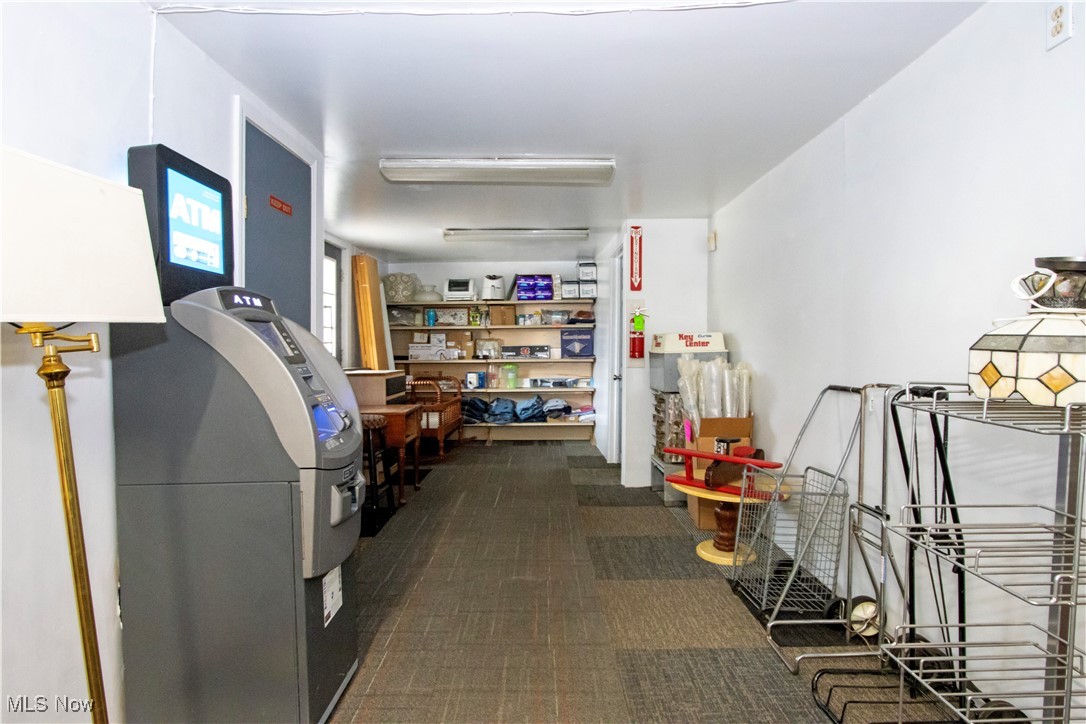 North Ashland - Commercial Sale