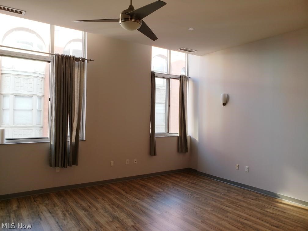 Carroll Ave Condo - Residential