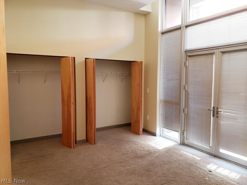 Carroll Ave Condo - Residential