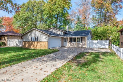 24114 Vincent Drive, North Olmsted, OH 44070 - #: 5081497
