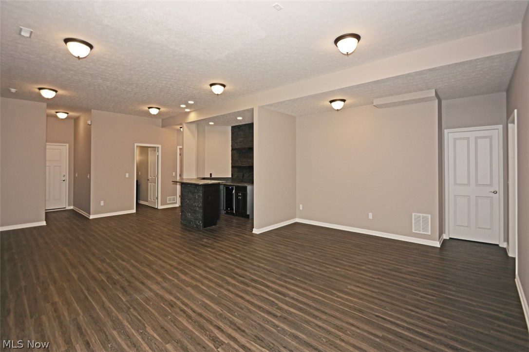 Greystone Pointe Sub - Residential