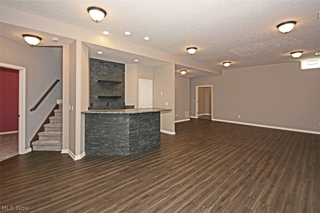 Greystone Pointe Sub - Residential