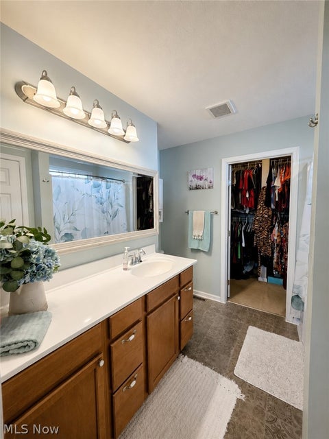 Tiny photo for 10065 Meadow Ridge Drive, Streetsboro, OH 44241 (MLS # 5239004)