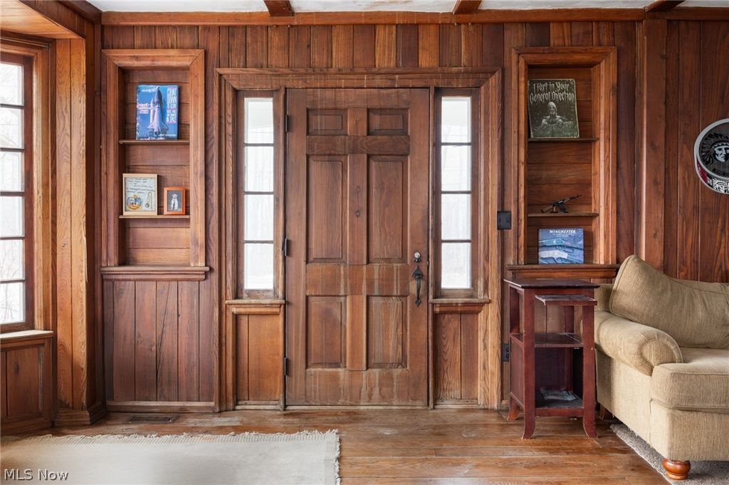 Photo of 9455 Robinson Road, Chardon, OH 44024 (MLS # 5190688)