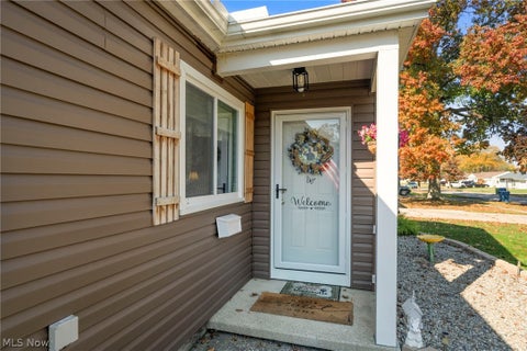 Tiny photo for 9793 Manorford Drive, Parma Heights, OH 44130 (MLS # 5256866)