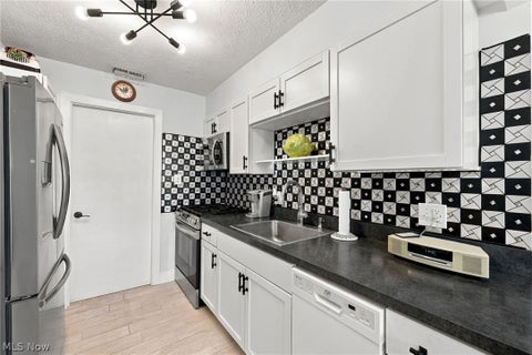 Tiny photo for 9793 Manorford Drive, Parma Heights, OH 44130 (MLS # 5256866)