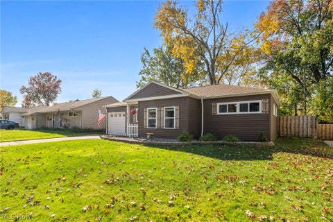Tiny photo for 9793 Manorford Drive, Parma Heights, OH 44130 (MLS # 5256866)