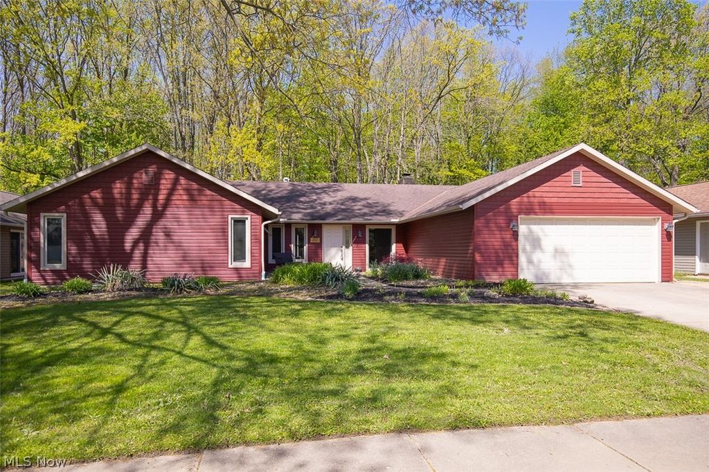 Photo of 522 Merrimak Drive, Berea, OH 44017 (MLS # 5204692)