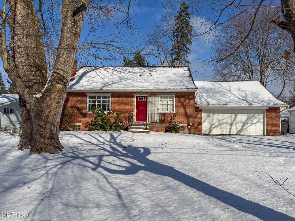 2475 Dalton Road, Fairlawn, Ohio image 1