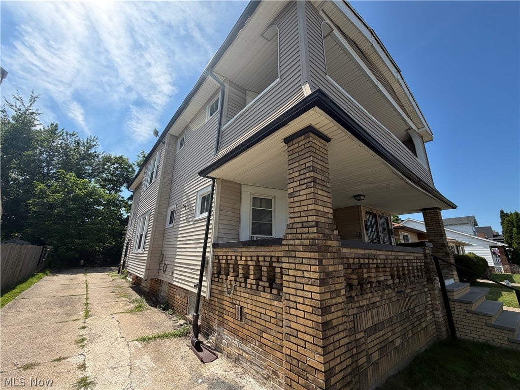 3360 E 146th Street