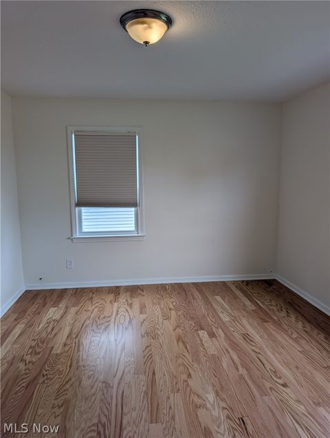 Tiny photo for 1678 Byron Drive, Mayfield Heights, OH 44124 (MLS # 5210558)