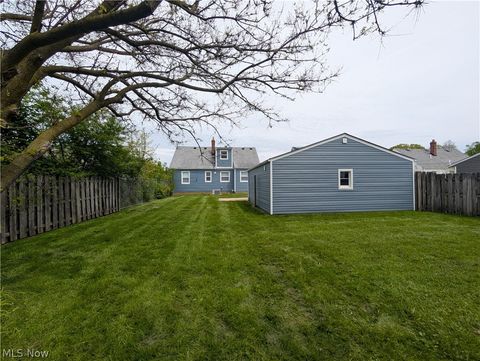 Tiny photo for 1678 Byron Drive, Mayfield Heights, OH 44124 (MLS # 5210558)
