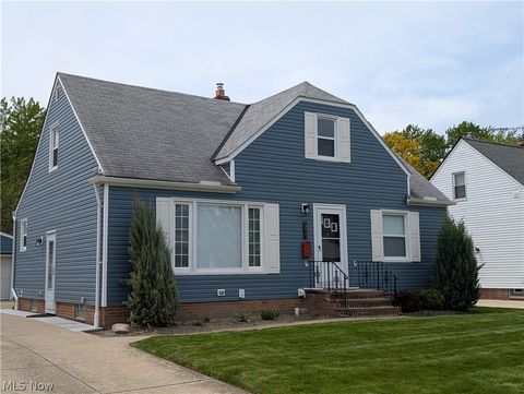 Tiny photo for 1678 Byron Drive, Mayfield Heights, OH 44124 (MLS # 5210558)
