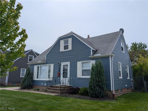 Tiny photo for 1678 Byron Drive, Mayfield Heights, OH 44124 (MLS # 5210558)