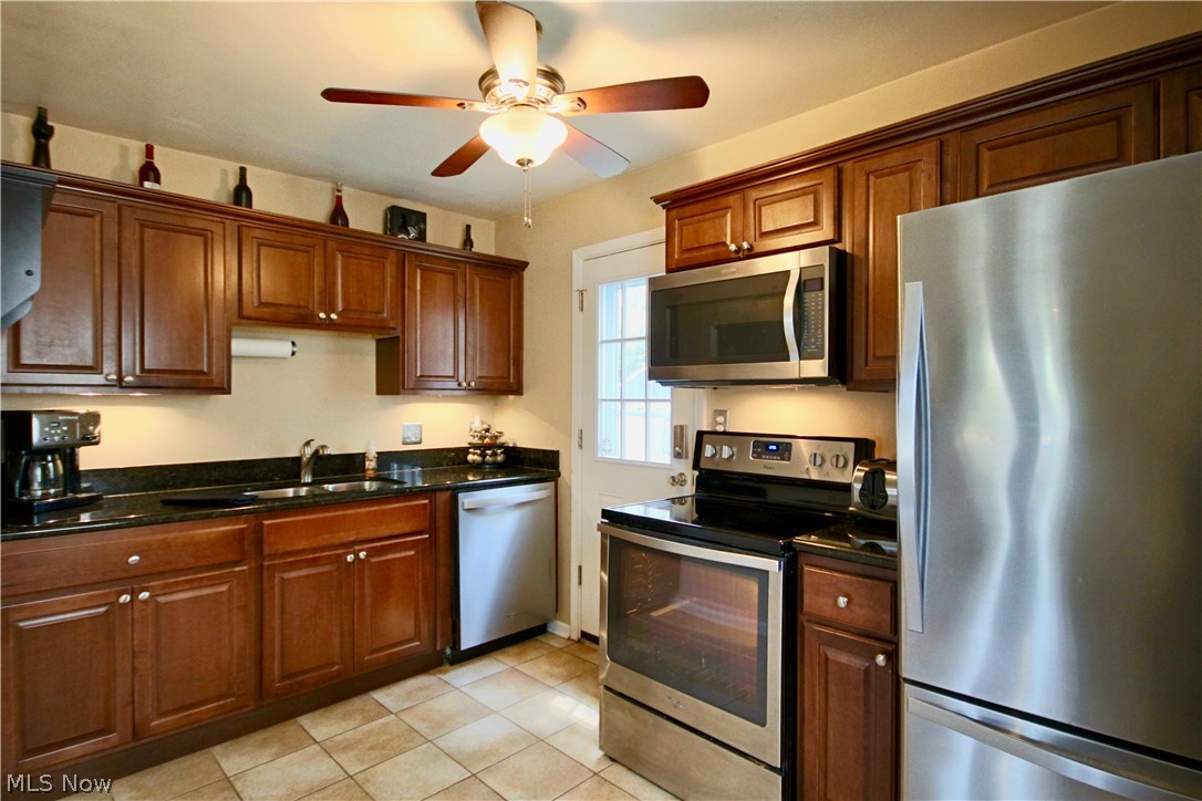 George Easterbrooks Sheila Park - Residential