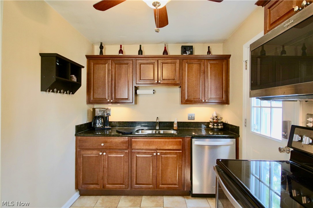 George Easterbrooks Sheila Park - Residential