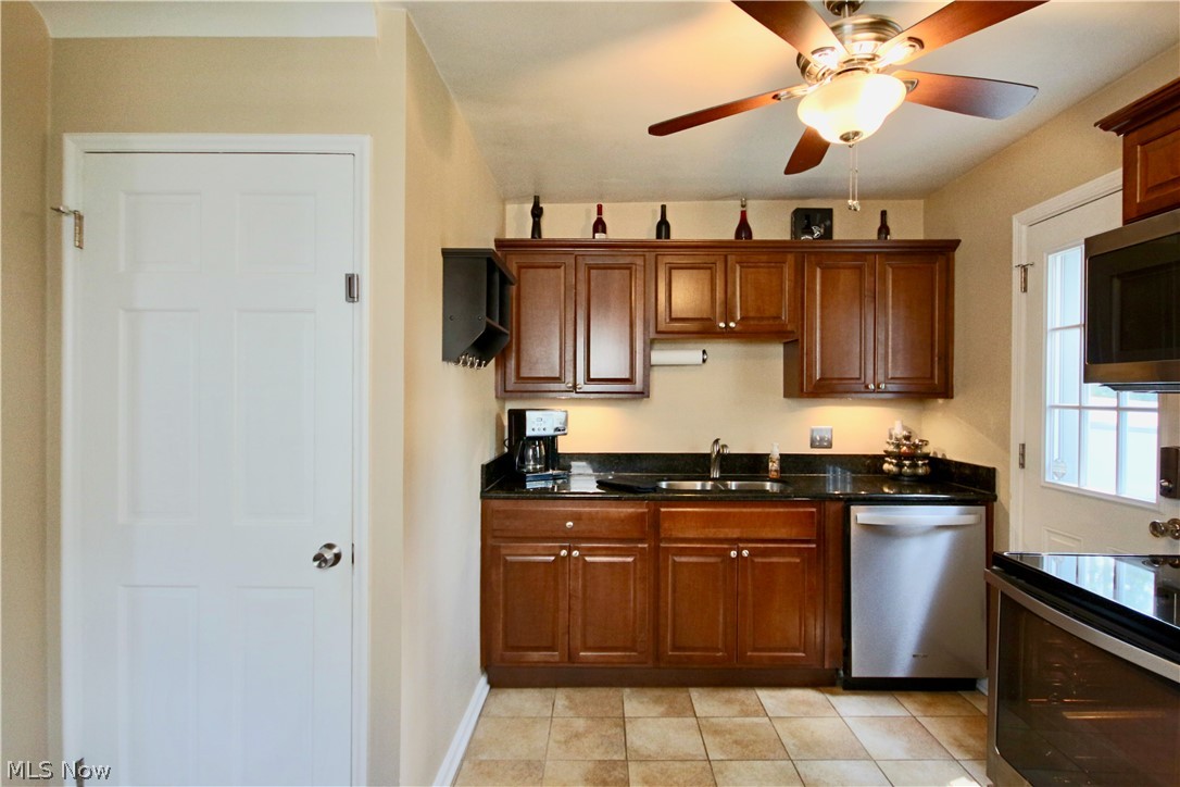 George Easterbrooks Sheila Park - Residential