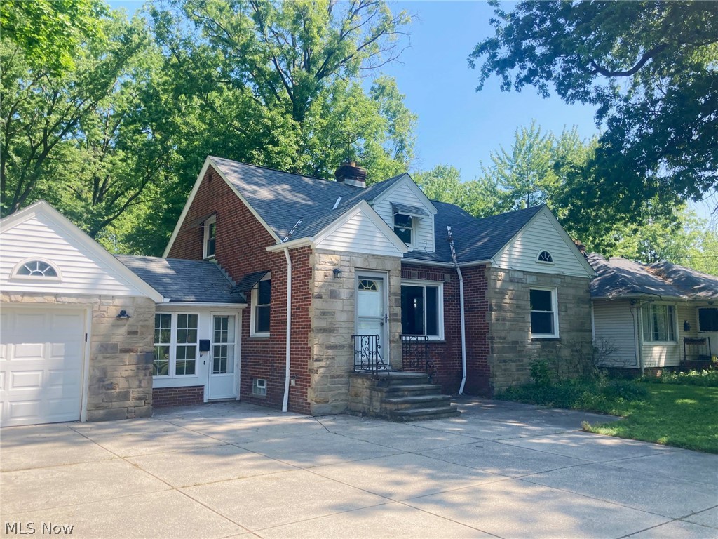 Euclid 13 - Residential