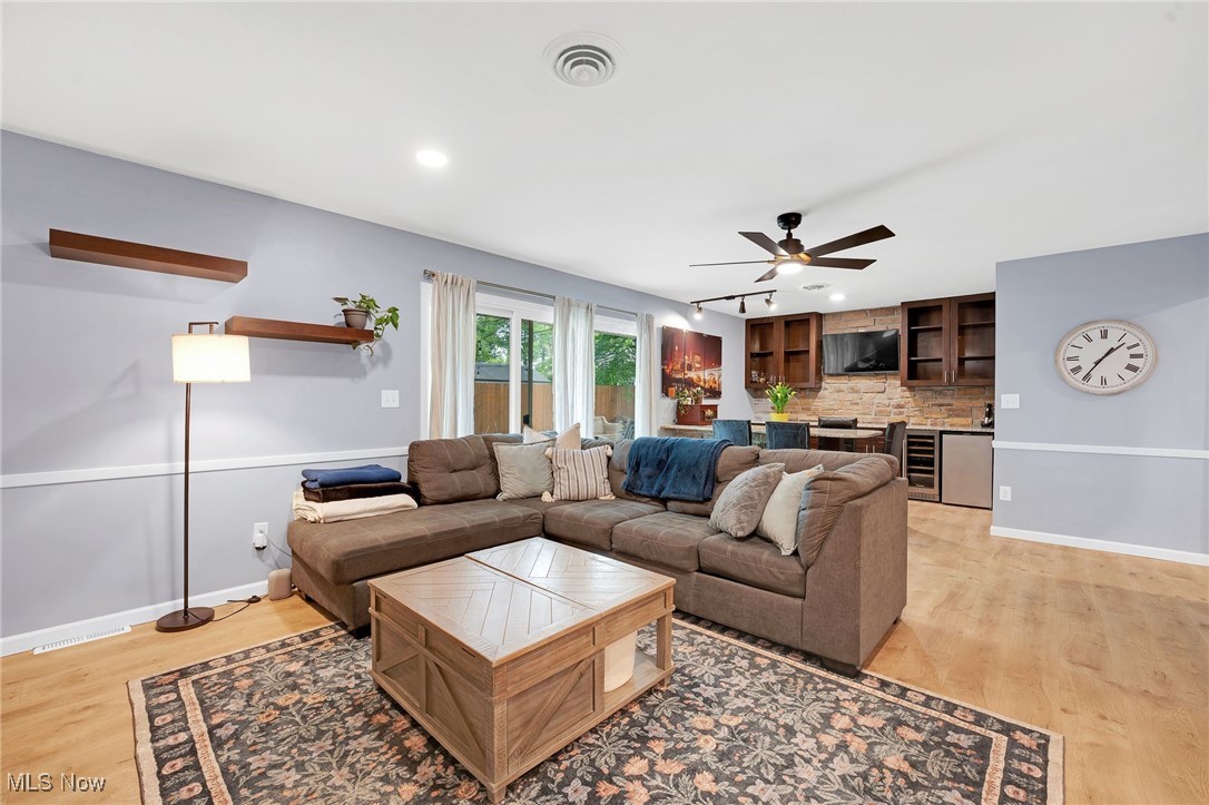 32363 Electric Boulevard, Avon Lake, Ohio image 16