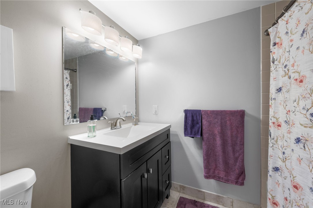 Meridian Condo - Residential