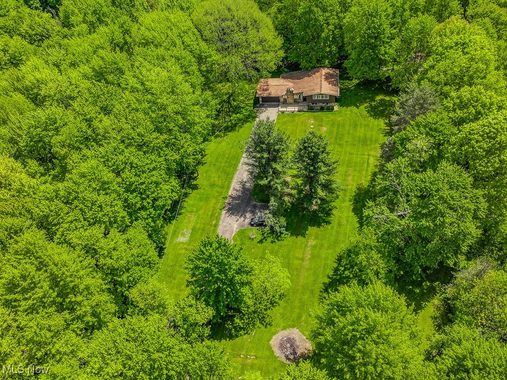 16649 Valley Road, Chagrin Falls, Ohio image 2