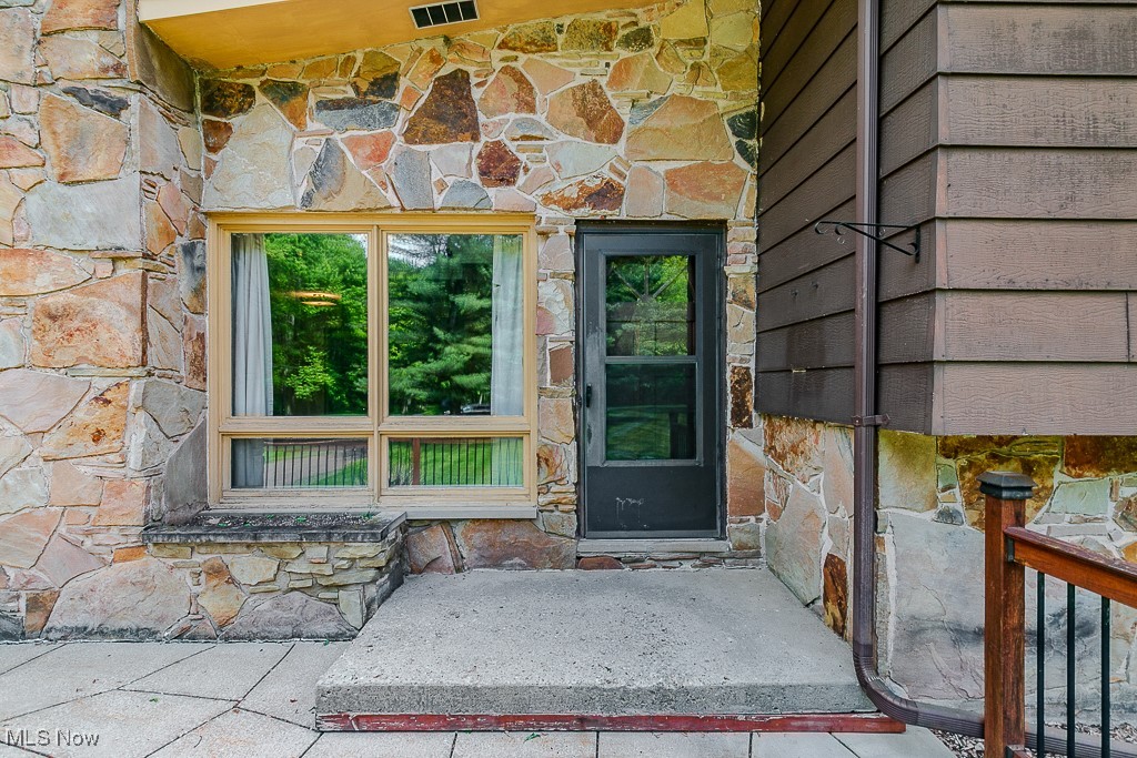 16649 Valley Road, Chagrin Falls, Ohio image 6