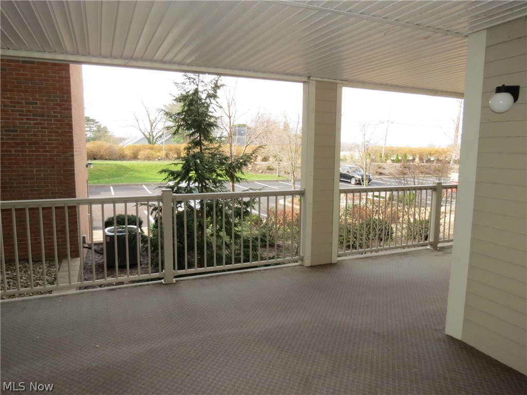 Beachwood Villa - Residential