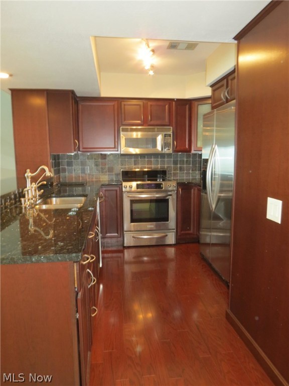 Beachwood Villa - Residential