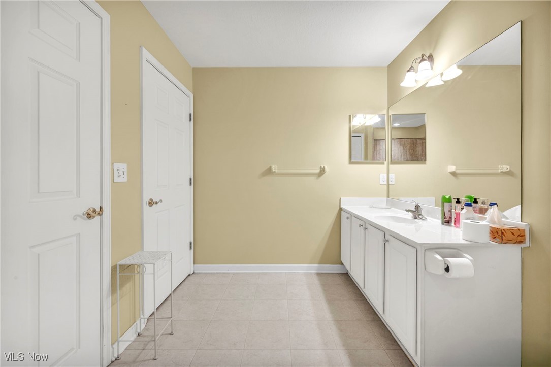 Crossings/Northwest Condo Ph I - Residential