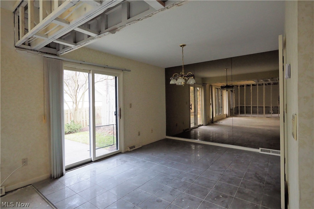 Maison Dulac Condo - Residential