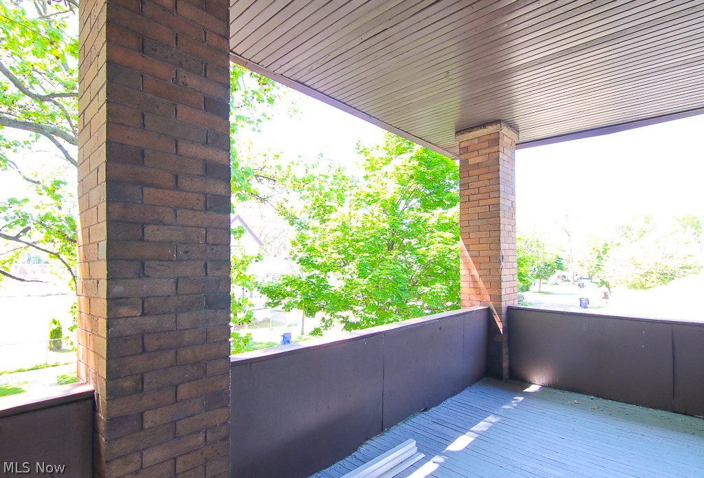 Hoyt - Residential Income