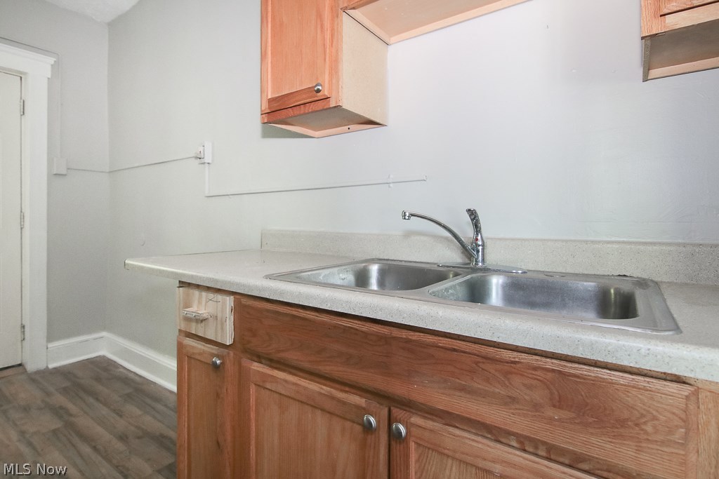 Hoyt - Residential Income