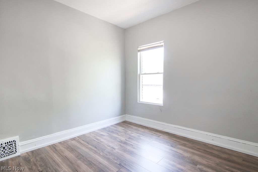 Hoyt - Residential Income