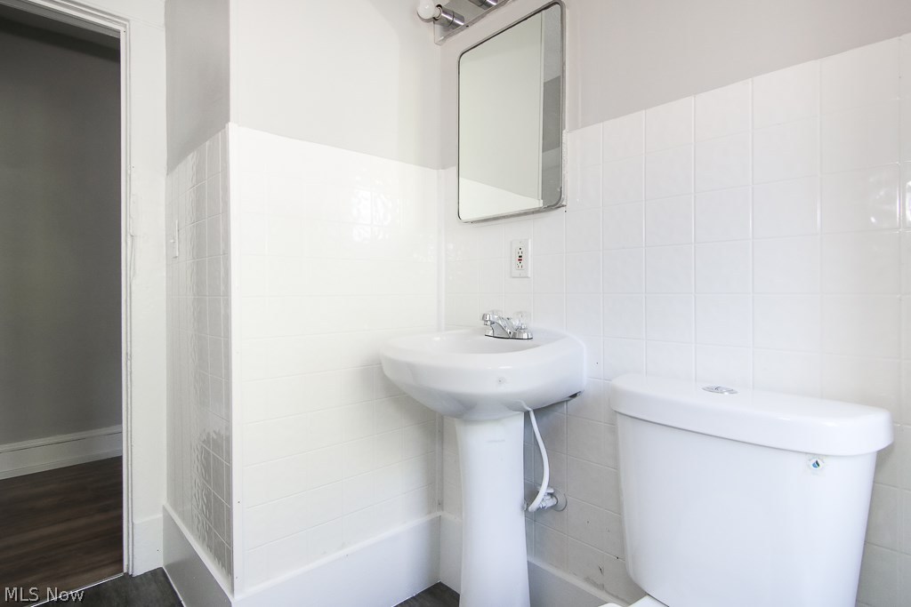 Hoyt - Residential Income