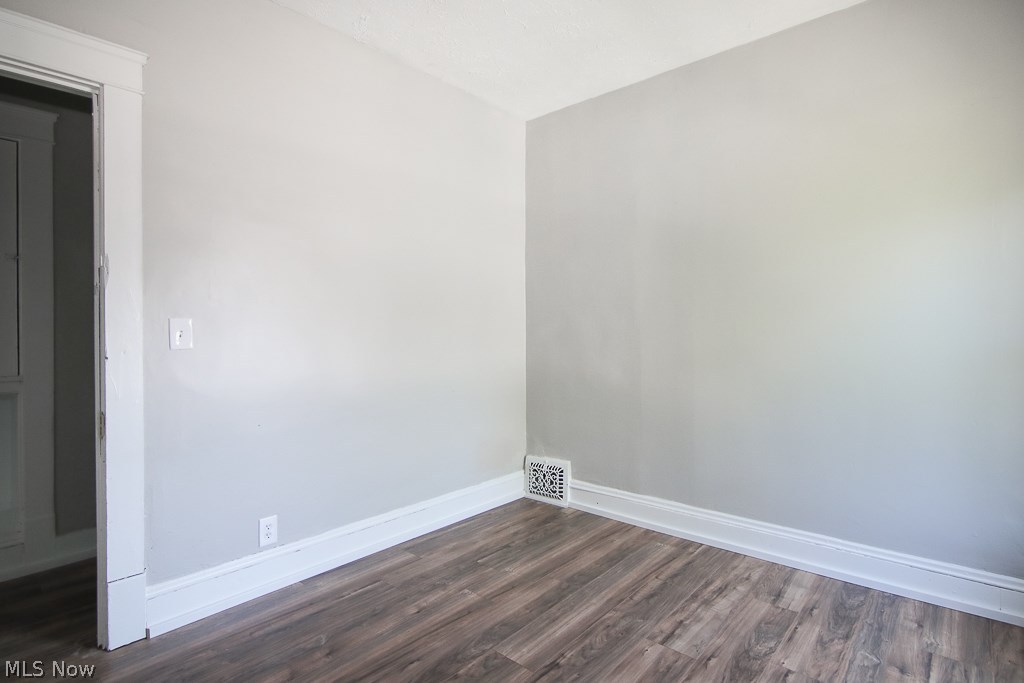 Hoyt - Residential Income