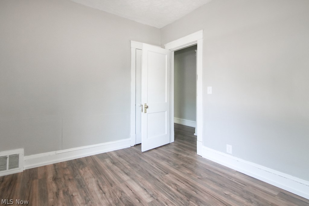 Hoyt - Residential Income