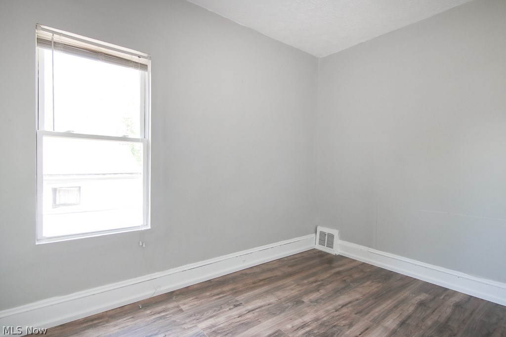 Hoyt - Residential Income