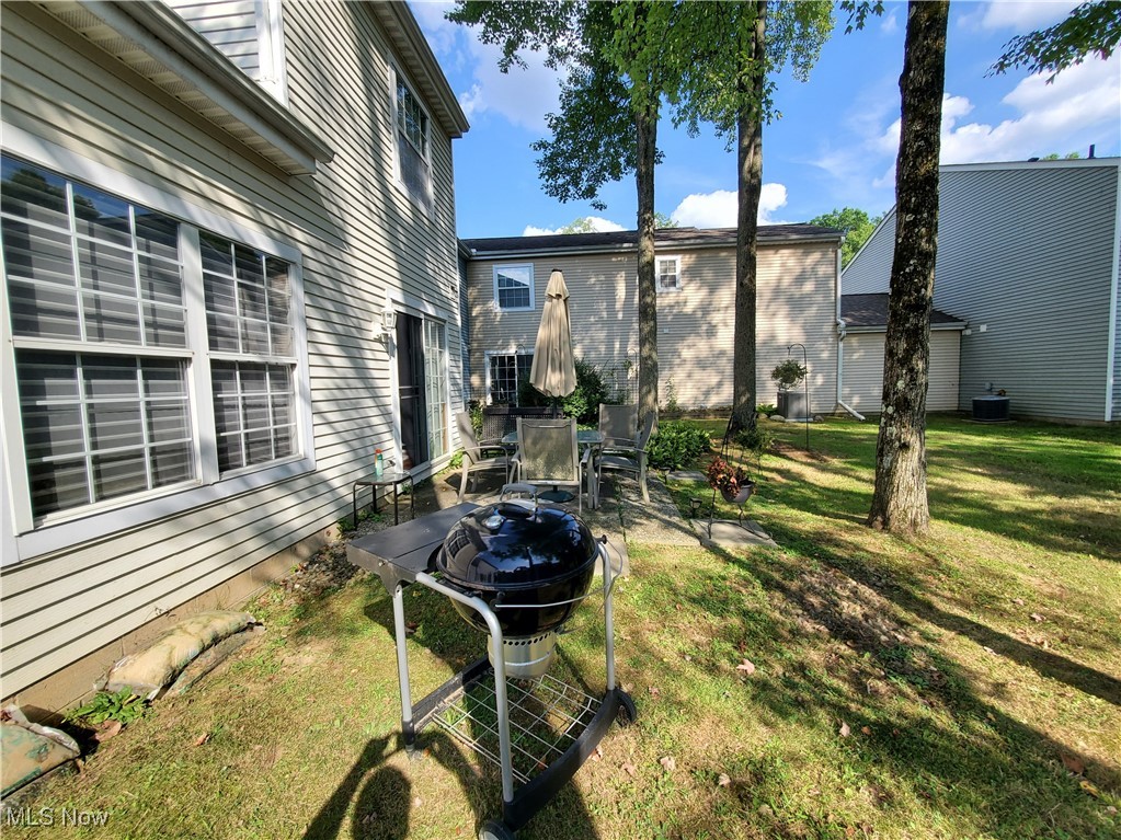 Northfield Center, Ohio 44067, United States, 3 Bedrooms Bedrooms, ,2 BathroomsBathrooms,Residential,Active,193024