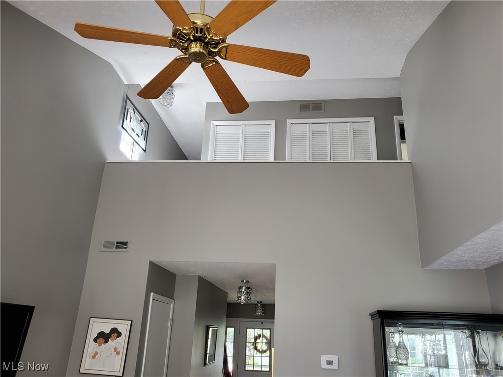 Northfield Center, Ohio 44067, United States, 3 Bedrooms Bedrooms, ,2 BathroomsBathrooms,Residential,Active,193024