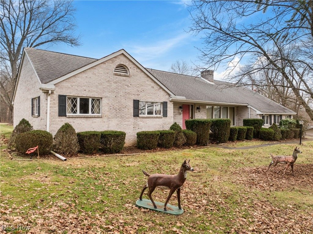 Photo of 6239 State Route 152, Richmond, OH 43944 (MLS # 5181358)