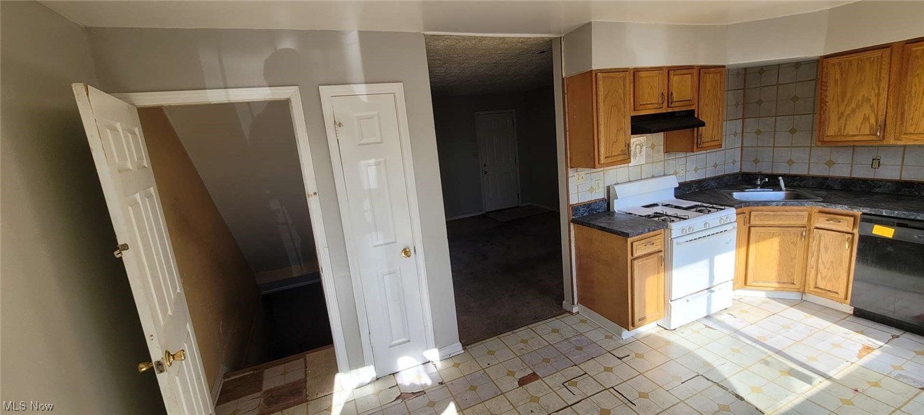 Hill Place - Residential