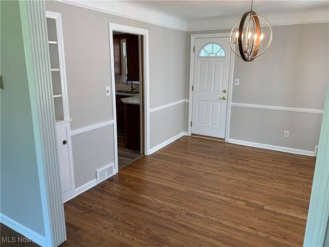 Tiny photo for 3596 Lindholm Road, Shaker Heights, OH 44120 (MLS # 5180239)