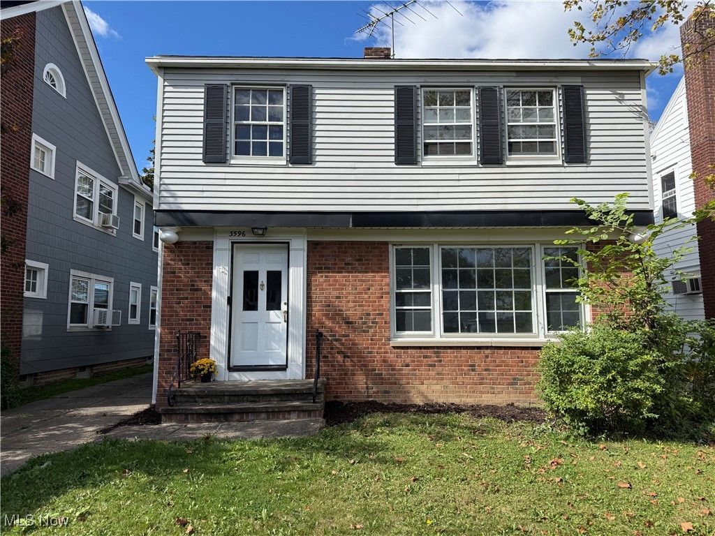 Photo of 3596 Lindholm Road, Shaker Heights, OH 44120 (MLS # 5180239)