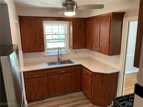 Tiny photo for 3596 Lindholm Road, Shaker Heights, OH 44120 (MLS # 5180239)